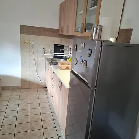 Nature Nest Vise Selo Blace