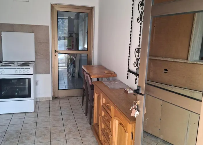 Nature Nest Vise Selo 公寓